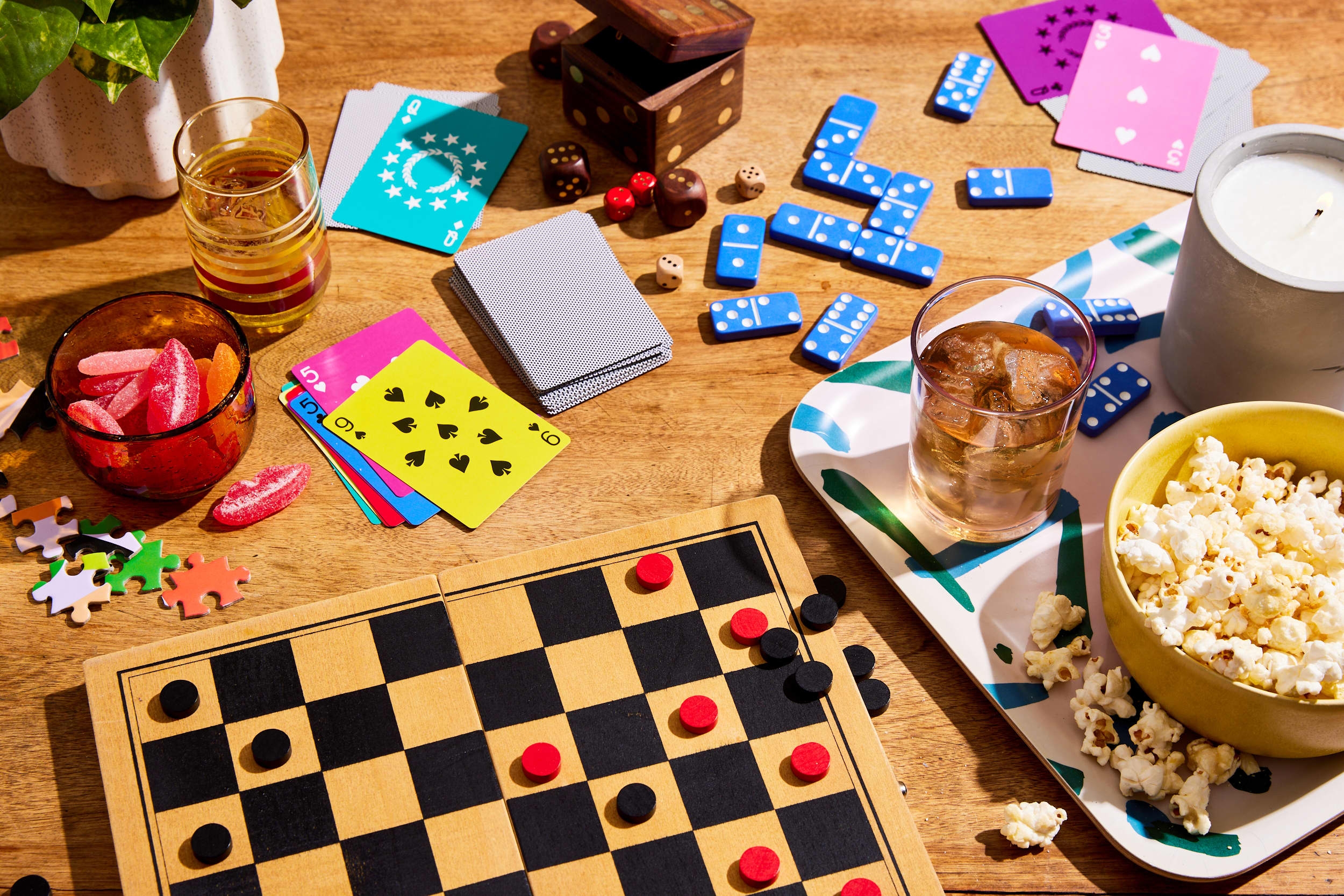 easy large player count board games