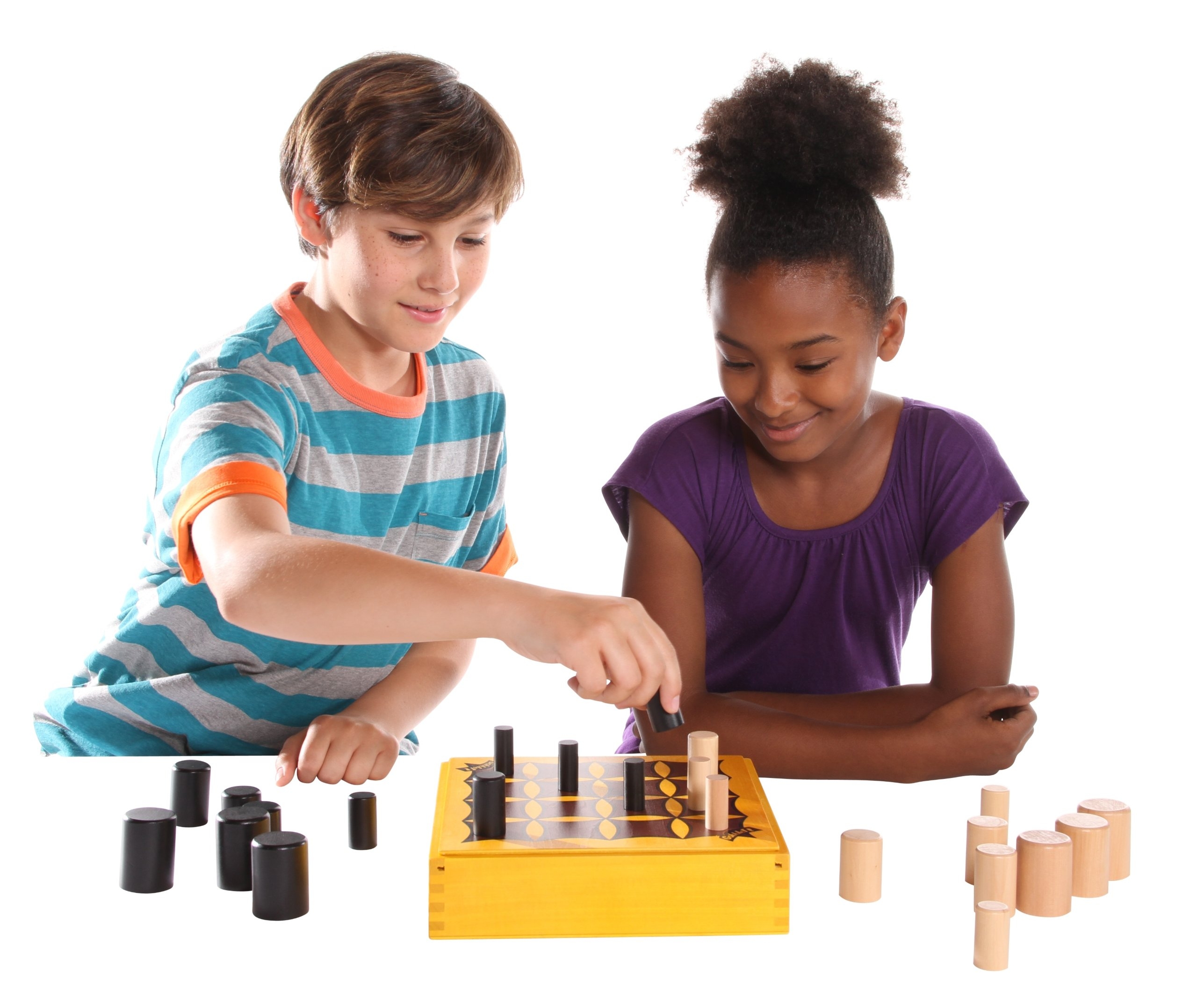 Amazon Gobblet Abstract Strategy Board Game Award Winning Kids Or Adults Original All Wooden Board Game By Blue Orange Games 2 Players For Ages 7 To 99 Toys Games