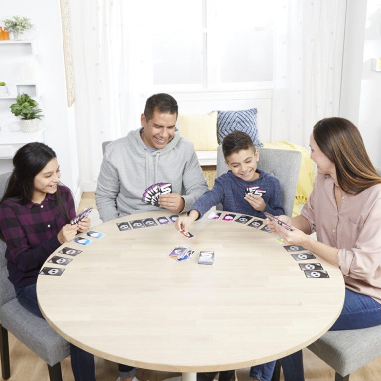 Amazon Hasbro Gaming 5 Alive Fast Paced Game Kids And Families Family Quick Card Games 2 To 6 Players Multicolor Toys Games
