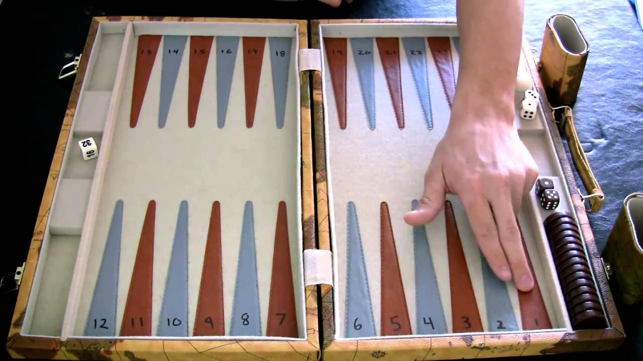 set up backgammon board game