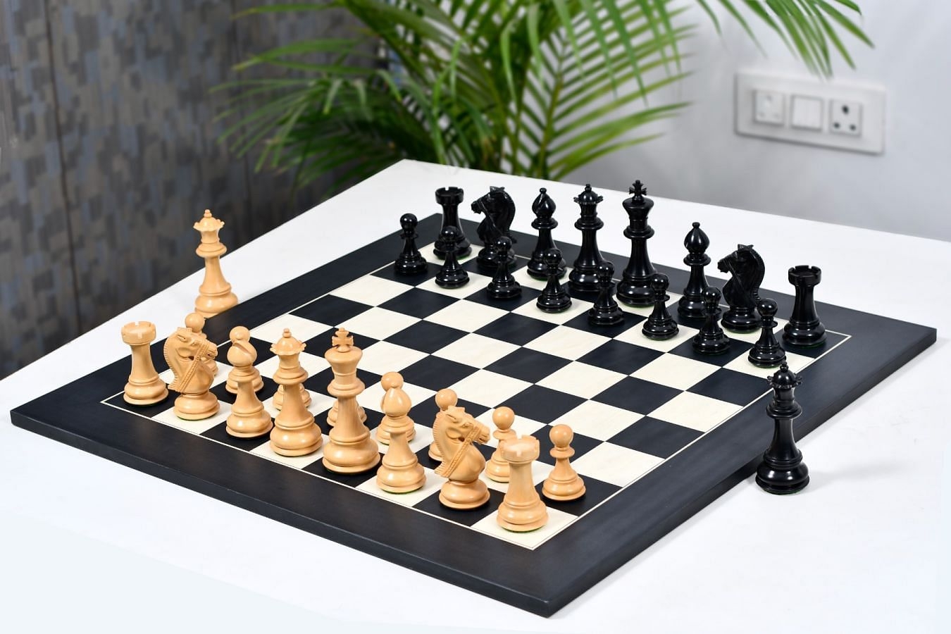 Bridle Series Chess Pieces Black Anigre Maple Matte Board
