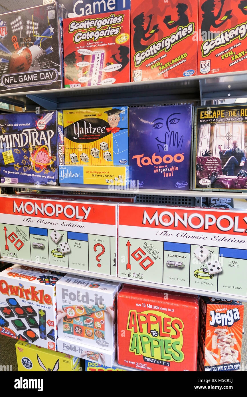 Games In Barnes Noble Bookstore On Fifth Avenue NYC USA Stock Photo Alamy