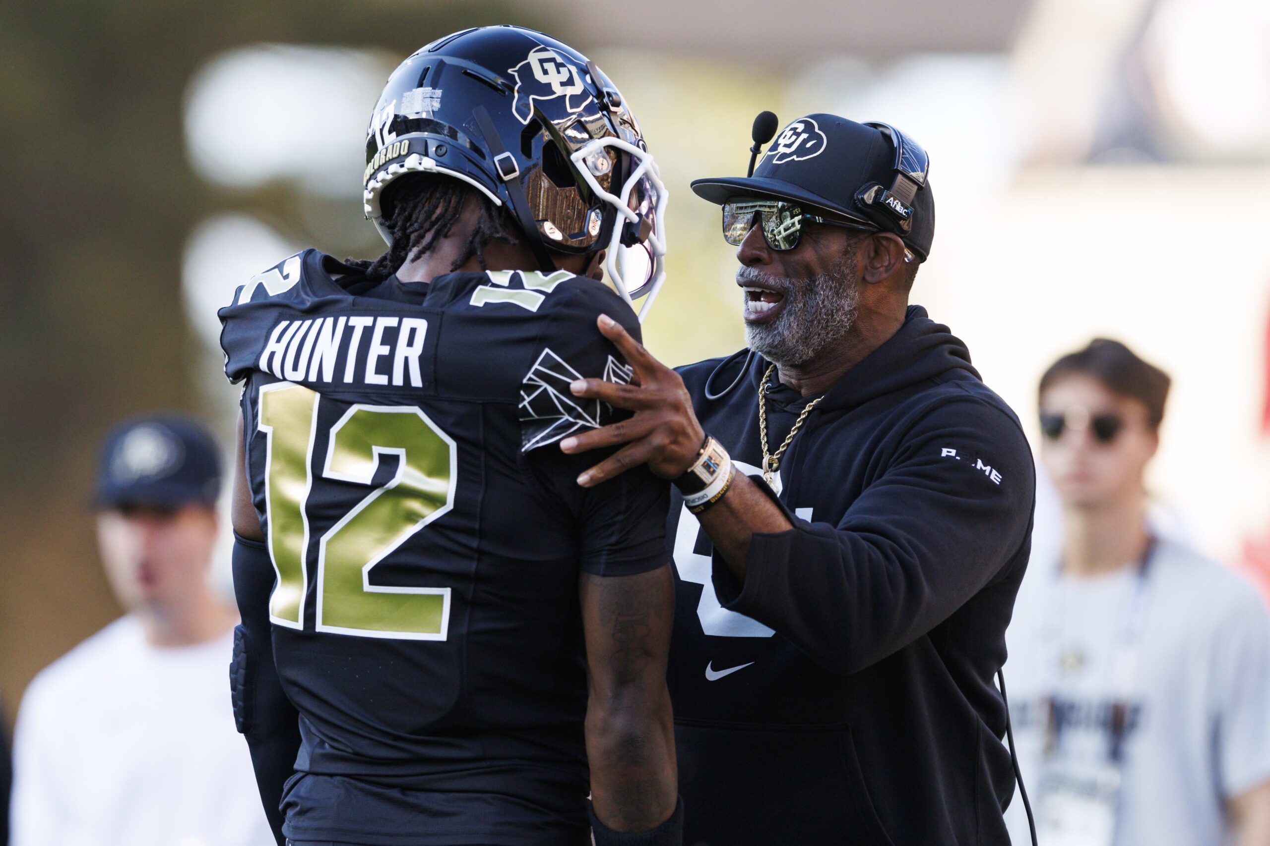 Shedeur Sanders Travis Hunter Make College Football Bowl Game History The Spun