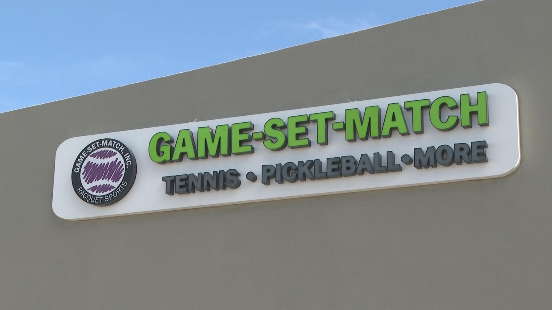 Thieves Steal More Than 30 000 In Pickleball Paddles From Colorado Store CBS Colorado